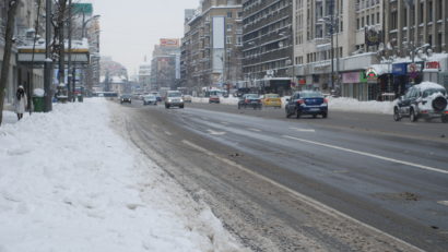 Nu există drumuri închise la această oră. Porturile sunt blocate în continuare