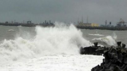 Portul Midia, închis din cauza vântului