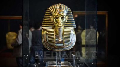 Masca funerară din aur a lui Tutankhamon a fost distrusă iremediabil