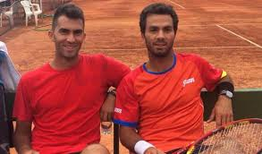 Tecău şi Rojer în semifinale la Sydney