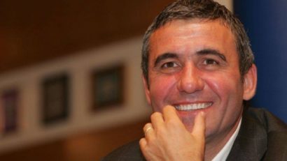 Hagi a mai adus doi jucători la FC Viitorul