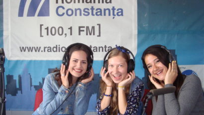 Radio Adolescenţa despre dorinţa tinerilor de a părăsi România