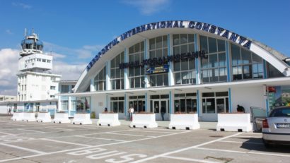 Copiii constănţeni, invitaţi la aeroport