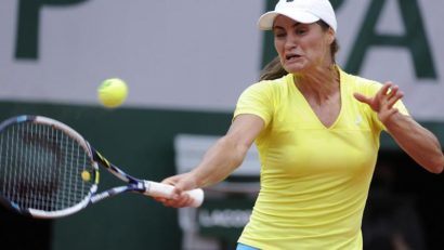 Monica Niculescu joacă în turul al doilea la dublu în turneul de la Wimbledon