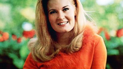 Artista country Lynn Anderson a încetat din viaţă. Vă amintiţi de „Rose garden”?