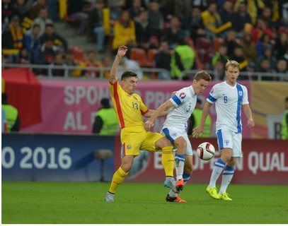 Selecţionata de fotbal a României încheie anul 2015 neînvinsă