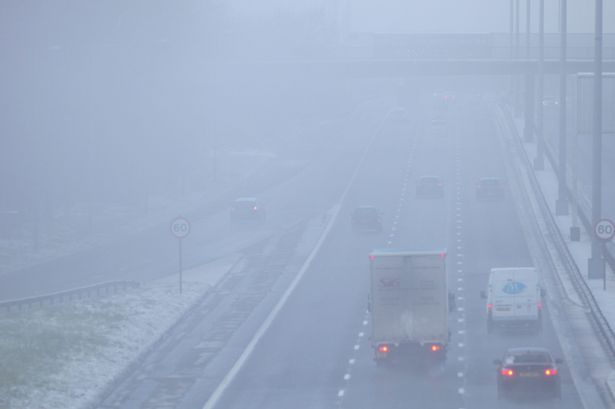 ATENȚIE șoferi: Ceață pe Autostrada Soarelui