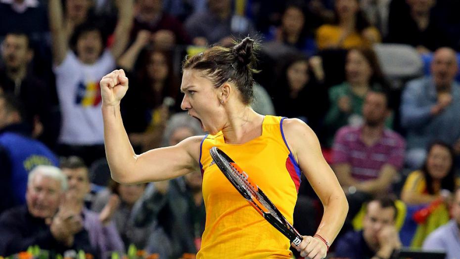 Simona Halep câștigă cu Petra Kvitova și România, conduce cu 2-1