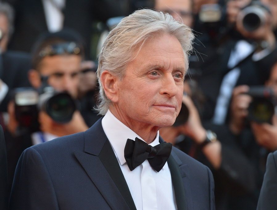 Michael Douglas e pe moarte ! A aflat de la medici cât mai are de trăit