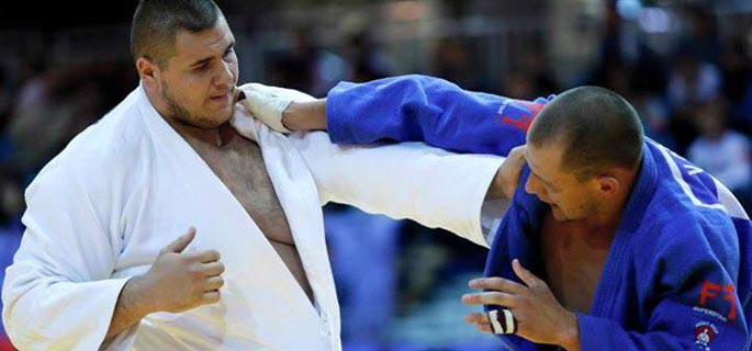 Patru judoka români la Abu Dhabi