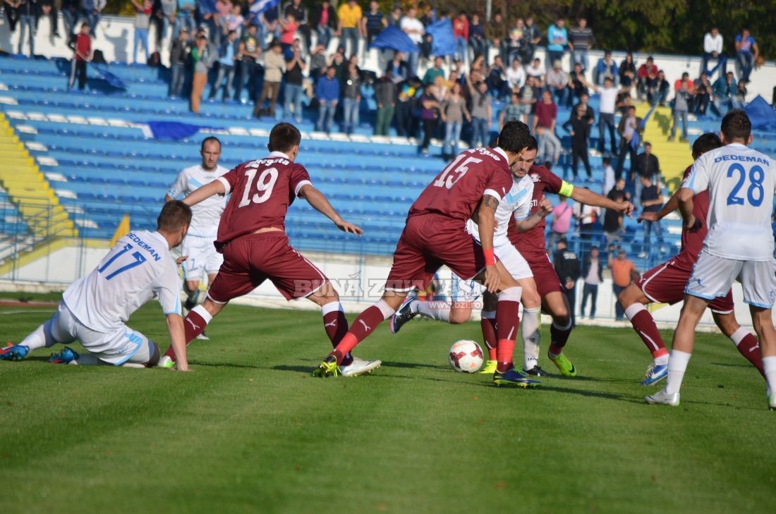 Rapid Bucureşti se menţine pe primul loc în Liga a-2-a, Seria 1