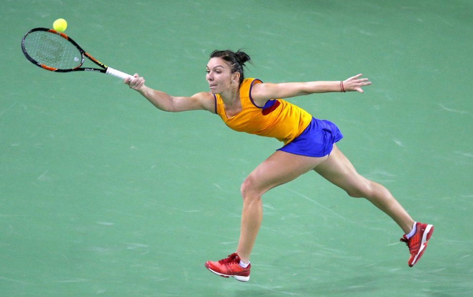 UPDATE- Simona Halep, victorie în meciul cu Timea Bacsinszky