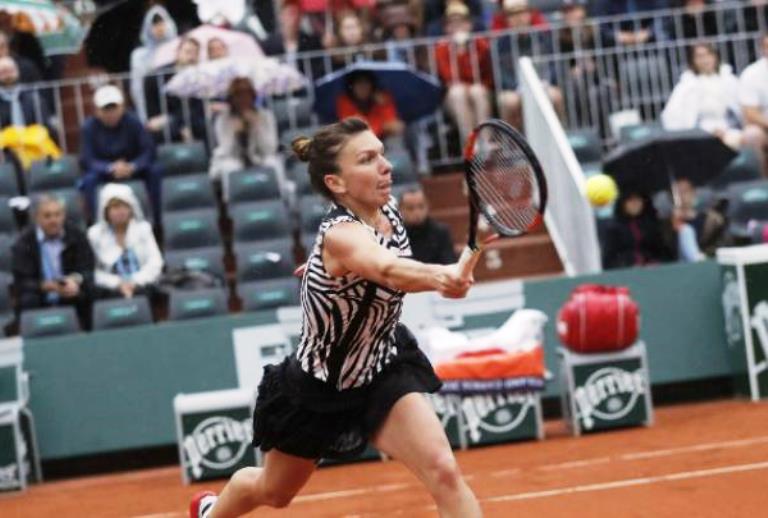 Ploaia a anulat toate meciurile de azi!Simona Halep joacă mâine la Roland Garros