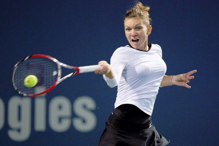 Simona Halep a fost premiată pentru cea mai bună lovitură la Turneul Campionaelor