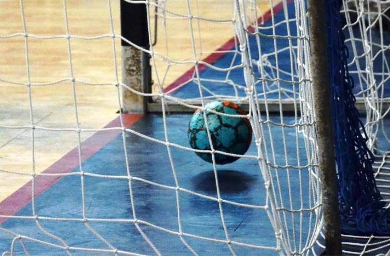 O echipă din prima ligă masculină de handbal și-a întrerupt activitatea din cauza COVID-19