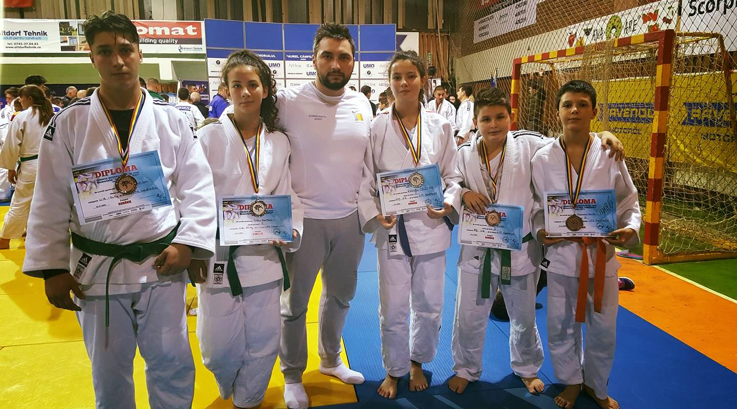 Cinci medalii pentru judoka de la LPS „Nicolae Rotaru” Constanța