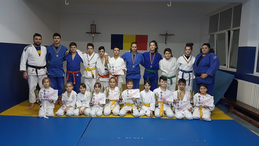 Sportivii de la LPS „Nicolae Rotaru” Constanța s-au întors încărcați de medalii de la „Festivalul Românesc de Judo”