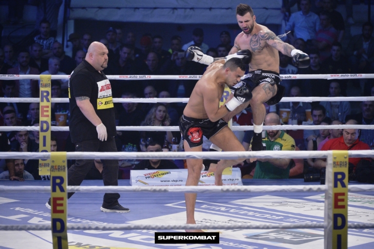 Patru constănțeni luptă în Gala Superkombat de la București