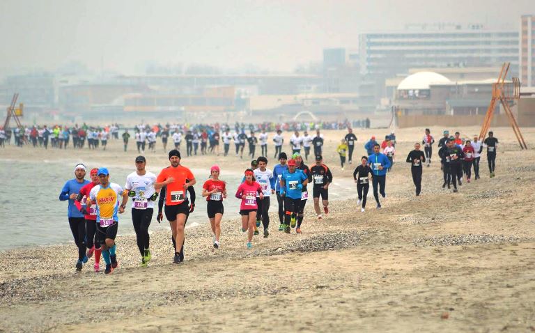 Mai sunt cinci săptămâni până la Maratonul Nisipului