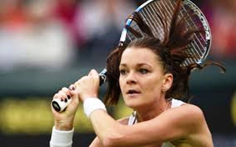 Radwanska a fost eliminată de Makarova la Stuttgart