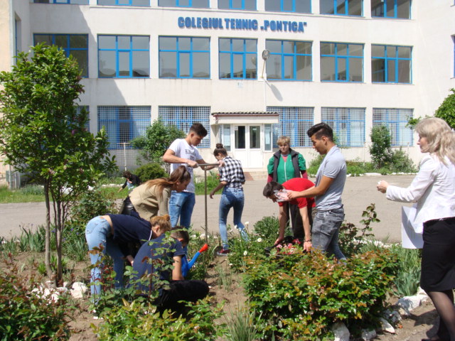 AUDIO. Săptămâna Voluntariatului, la final. Cu ce acțiuni se laudă elevii Colegiului Pontica din Constanța