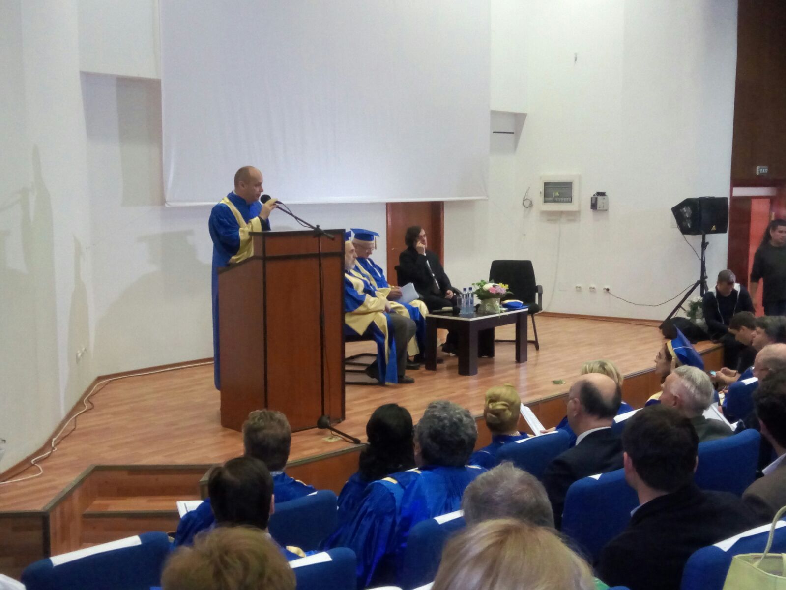 VIDEO/Mircea Cărtărescu a primit titlul de Doctor Honoris Causa al Universității OVIDIUS