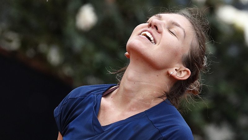 Din cauza unei entorse, Simona Halep ratează titlul la Roma !