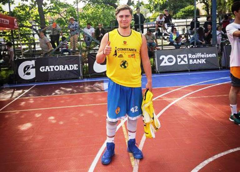 Cătălin Miloș de la BC Athletic va participa la CM U18 de baschet 3×3