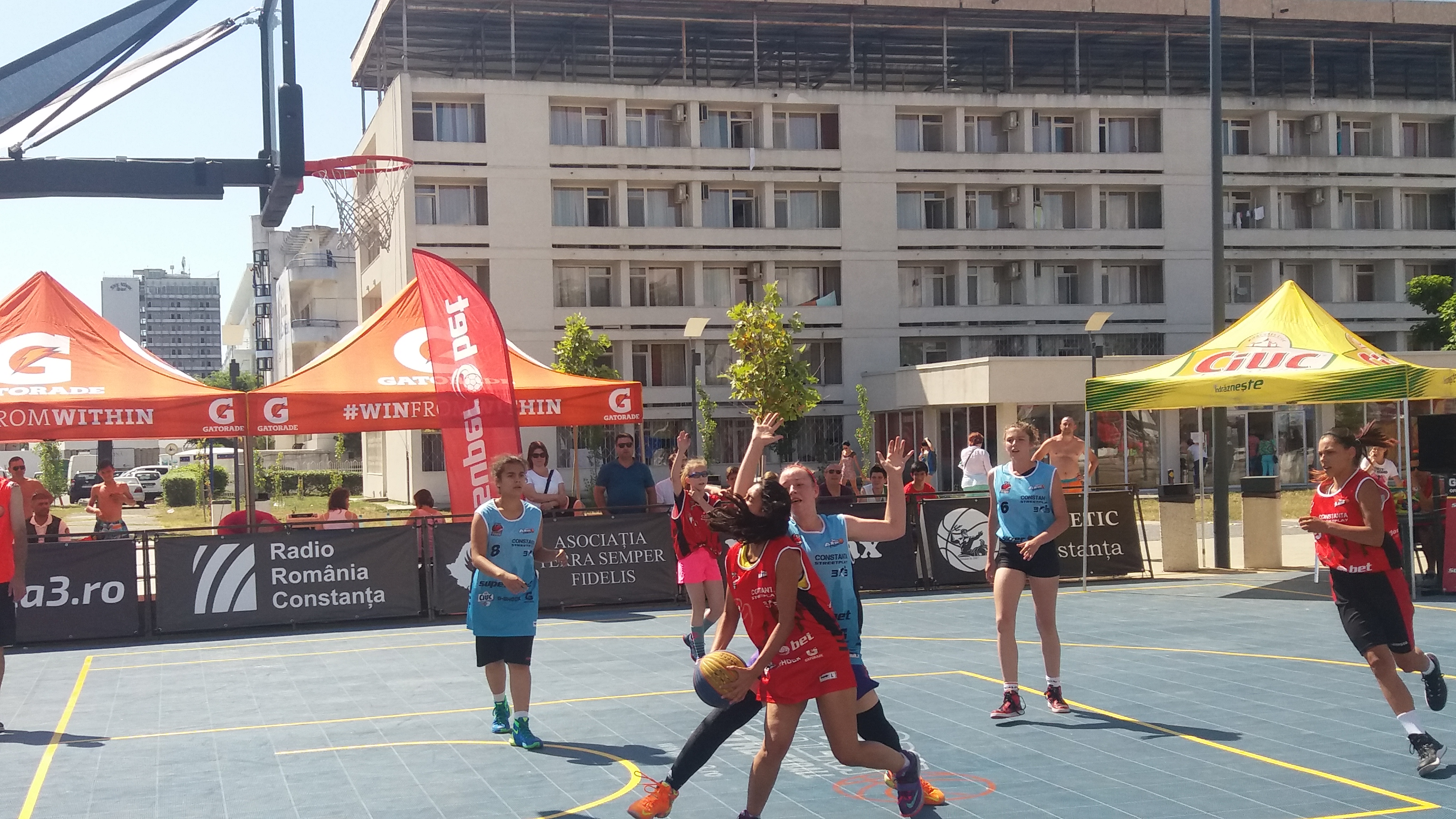 Turneul de baschet 3×3 „Superbet Constanța Streetplay” este gata de start