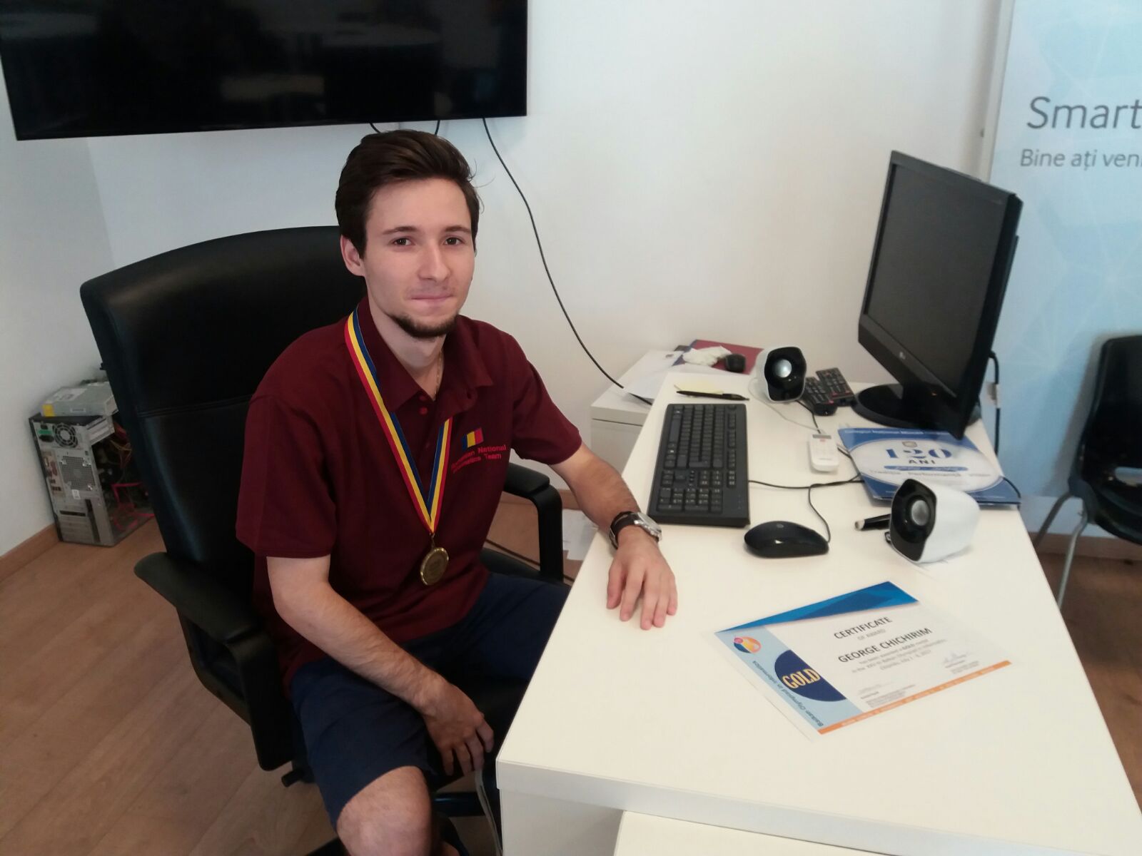 FOTO: Constănțeanul George Chichirim, unul dintre medaliații cu aur ai lotului olimpic de informatică al României