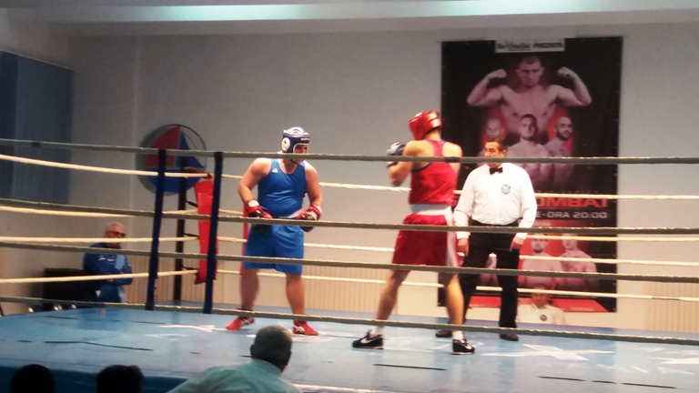 Pugiliștii juniori din județul Constanța au concurat la „Gala de Moș Crăciun”