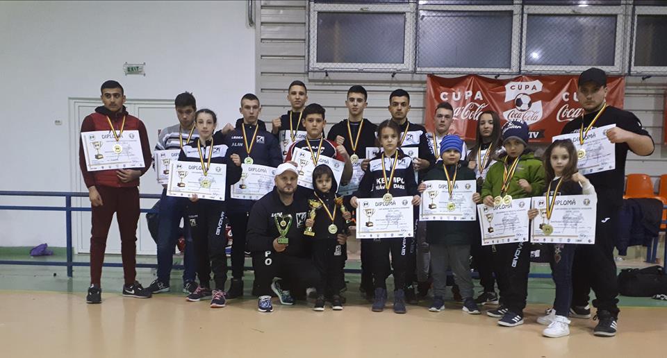 Evoluții remarcabile pentru sportivii de la CS Năvodari la Cupa României de Freestyle Kickboxing