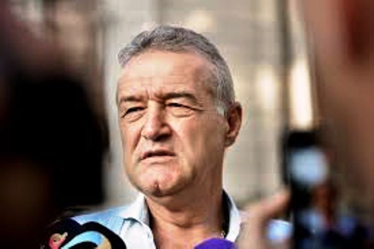 Patronul Gigi Becali a criticat tactica adoptată aseară de antrenorul FCSB