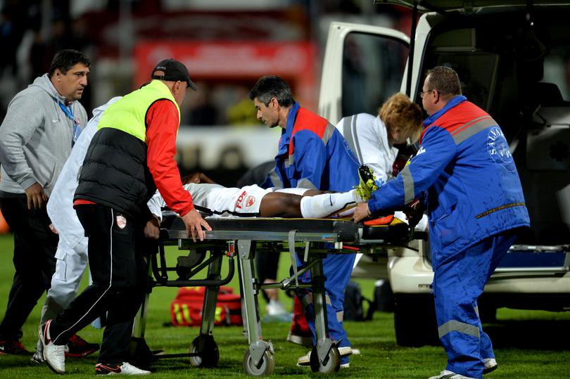 Fotbalistul Patrick Ekeng putea fi salvat în primul minut de stop cardiac