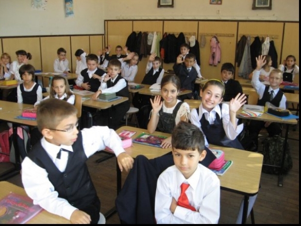 Luni începe Evaluarea Natională pentru elevii de clasa a II-a