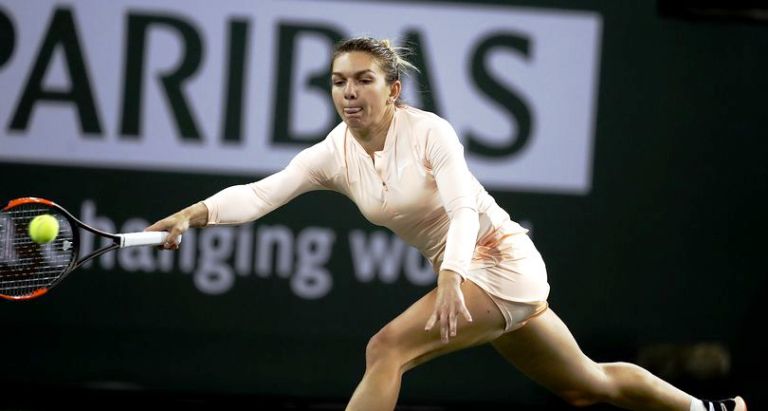 Simona Halep are hernie de disc și poate rata Turneul Campioanelor