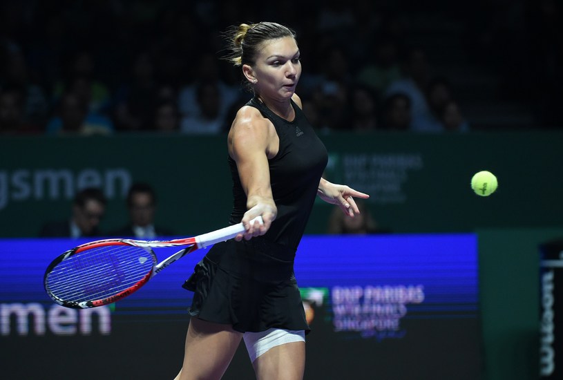 Simona Halep trece de Caroline Garcia, urmează în semifinale Maria Șarapova