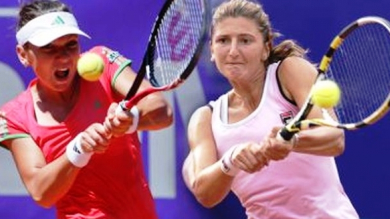 Simona Halep joacă astăzi cu Andrea Petkovic la Roland Garros