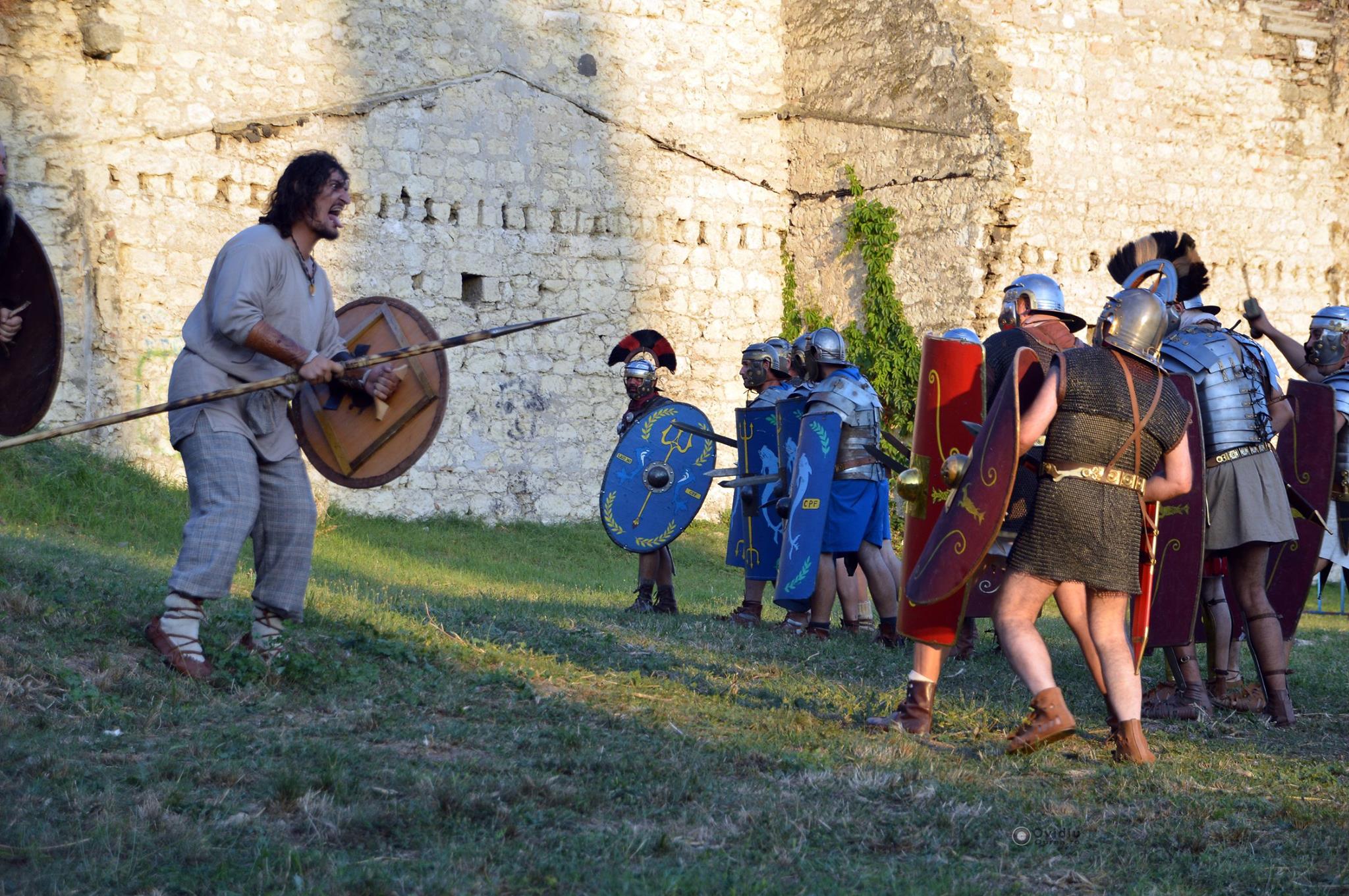 Sub semnul zeilor războiului, mâine se deschide, la Constanța, Festivalul Antic Tomis