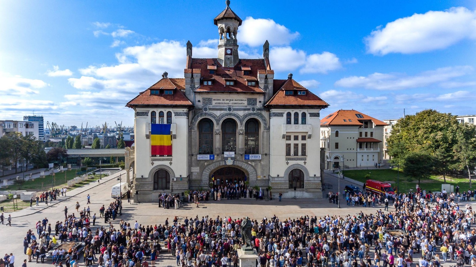 Deschiderea anului universitar are loc luni, în Piața Ovidiu, pentru toate universitățile din Constanța