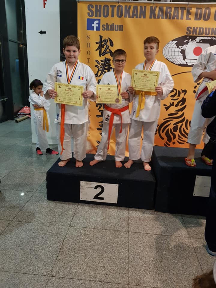 Evoluții foarte bune pentru sportivii de la CS Karate Dinamic Constanța la Naționale