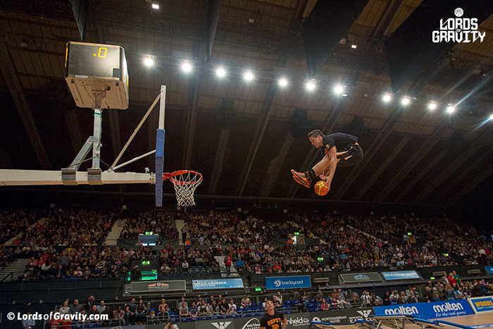 Trupa Lords of Gravity promite show sâmbătă la Constanța !