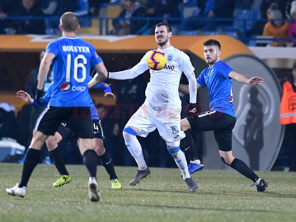 CS U Craiova și FC Viitorul se confruntă astăzi de la ora 20.00