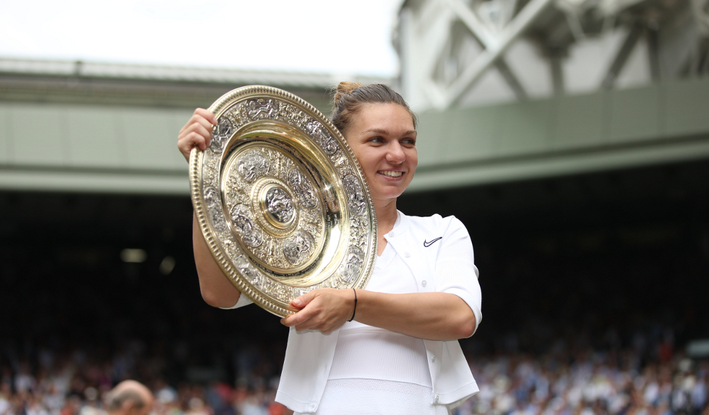 Simona Halep va prezenta astăzi trofeul cucerit la Wimbledon