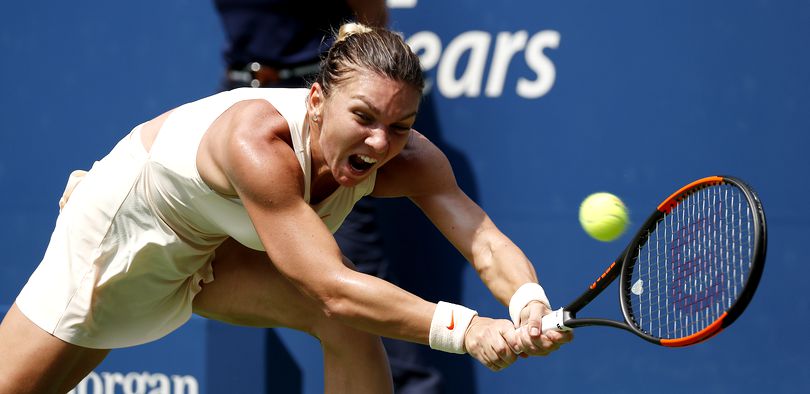 Simona Halep a acuzat probleme fizice și a fost eliminată din turneul de la Beijing