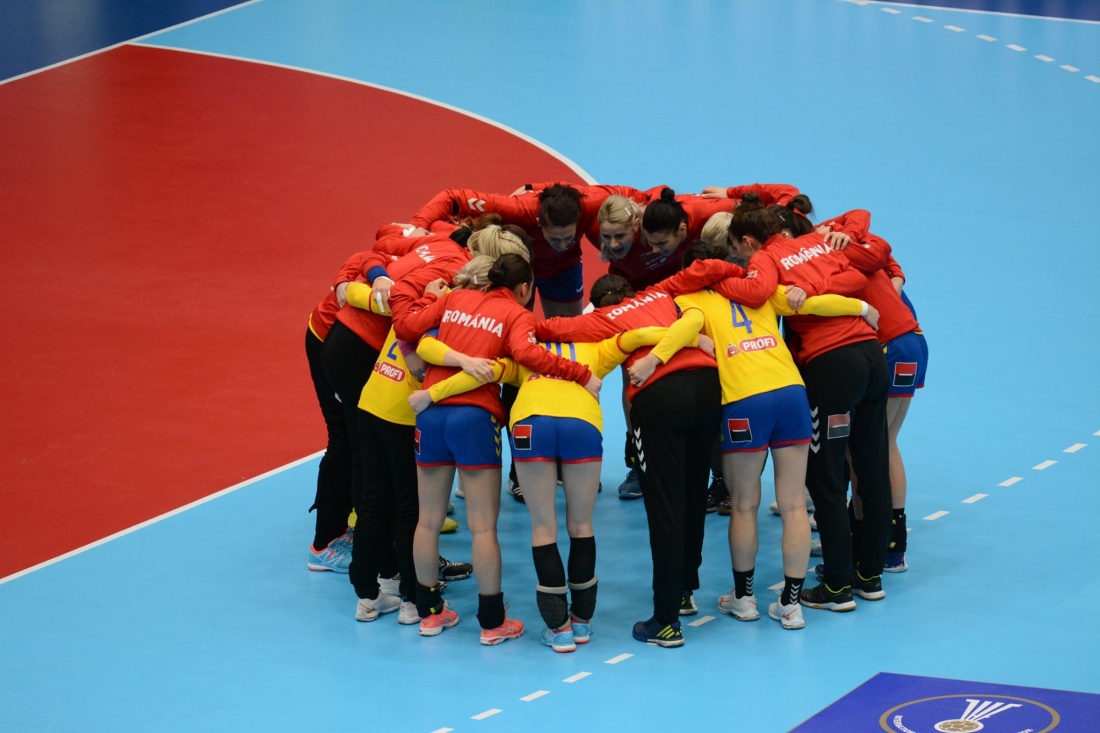 A început meciul România-Rusia de la CM de handbal feminin