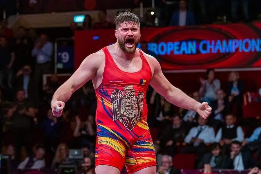 Uriașul Alin Alexuc Ciurariu este campion european la lupte greco-romane