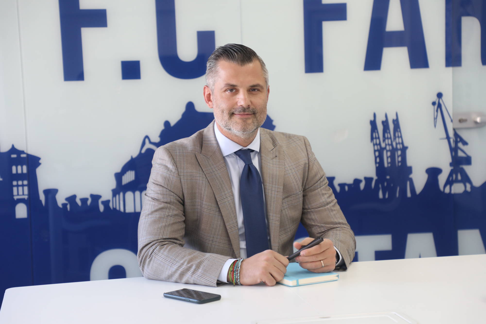 Managerul de la FC Farul, Tiberiu Curt, împlinește 45 de ani