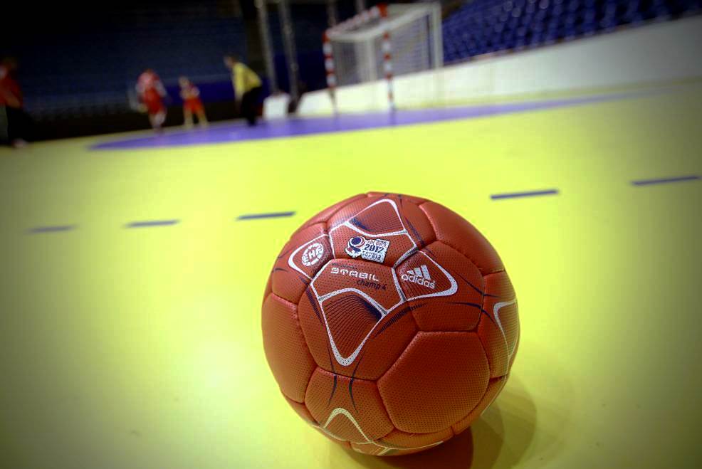 Cazuri de Covid 19 la șase cluburi de handbal masculin din România