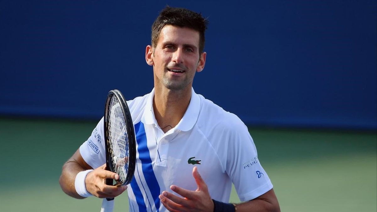 Novak Djokovic a câștigat trofeul Australian Open pentru a noua oară